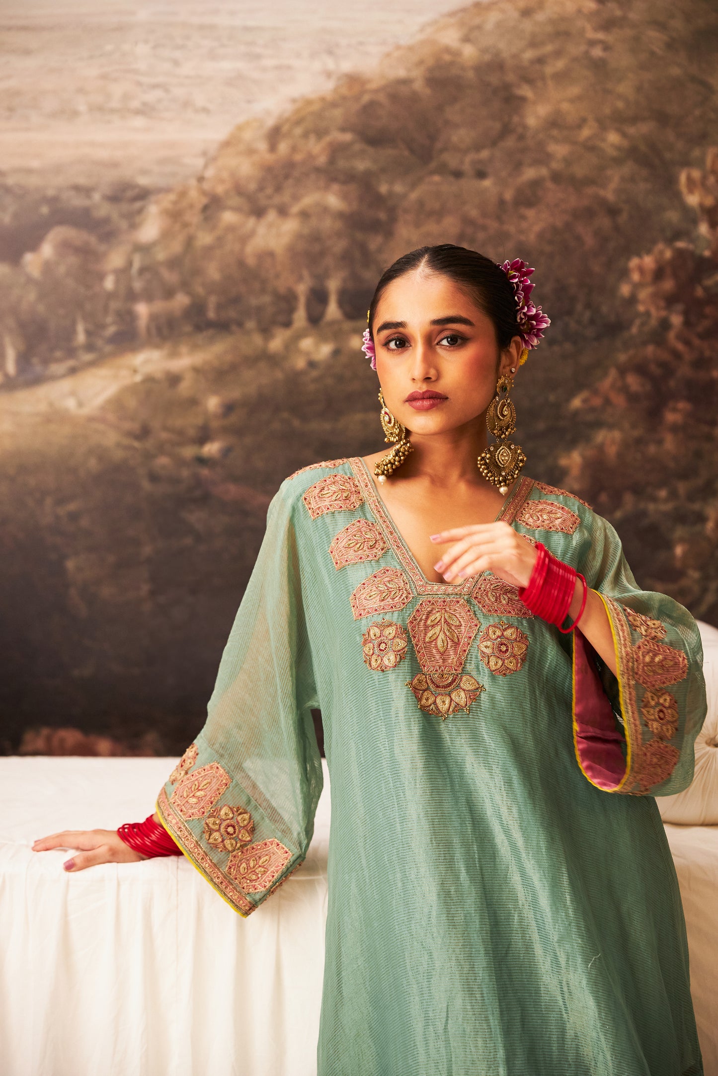 Neelam Riwaaz embroidered kaftan set
