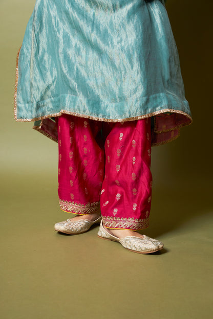 Neelam Riwaaz embroidered salwar
