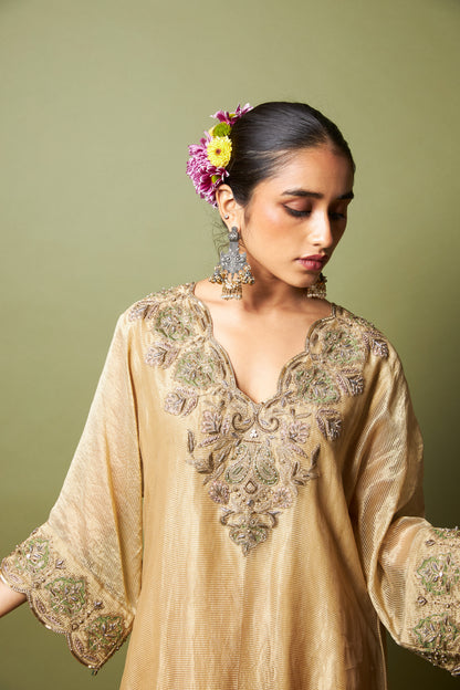 Mehtab Noor embroidered kaftan set