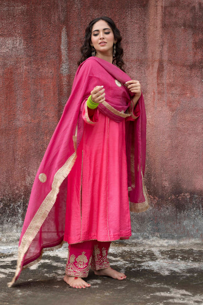 Pink city embroidered dupatta