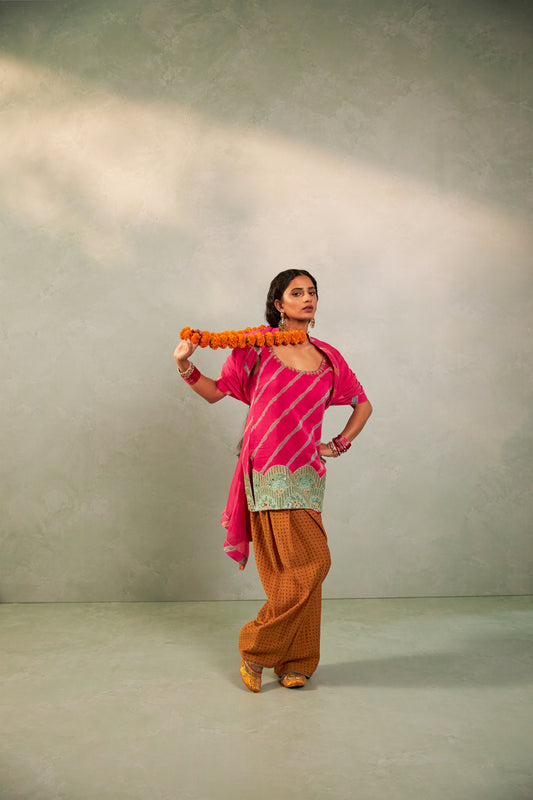 Rani Mastani Embroidered Kurta Set- Set of 3