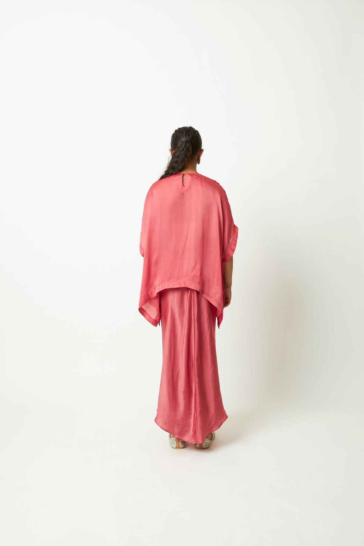 Rasili Rani Embroidered Kaftan - 10