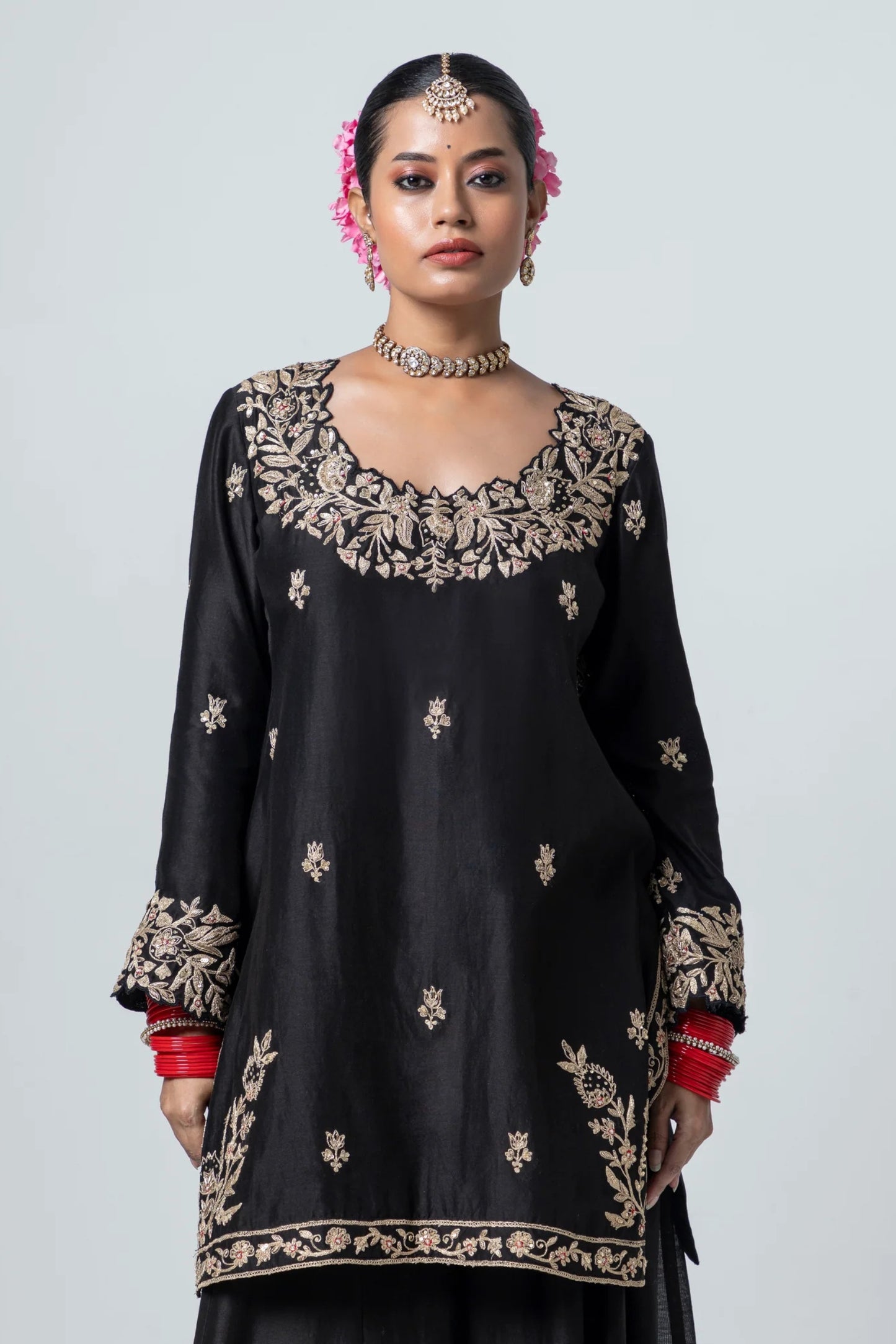 Ridwaan Embroidered Kurta Set