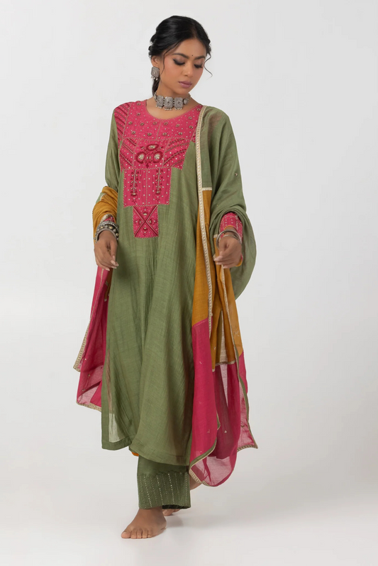 Sajidah Hand Embroidered Dupatta