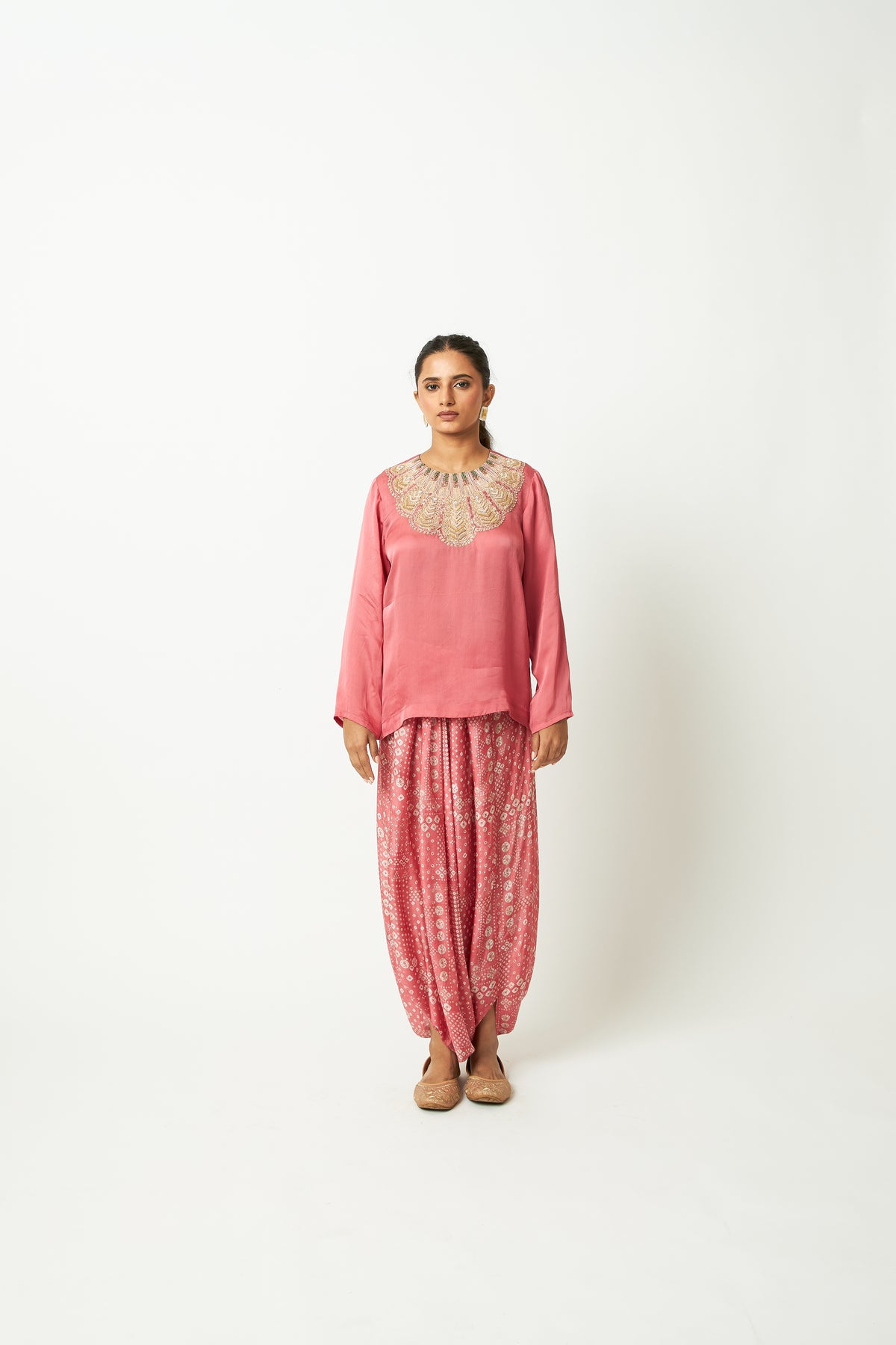 Shokh Gulabi Embroidered Kurta - 7