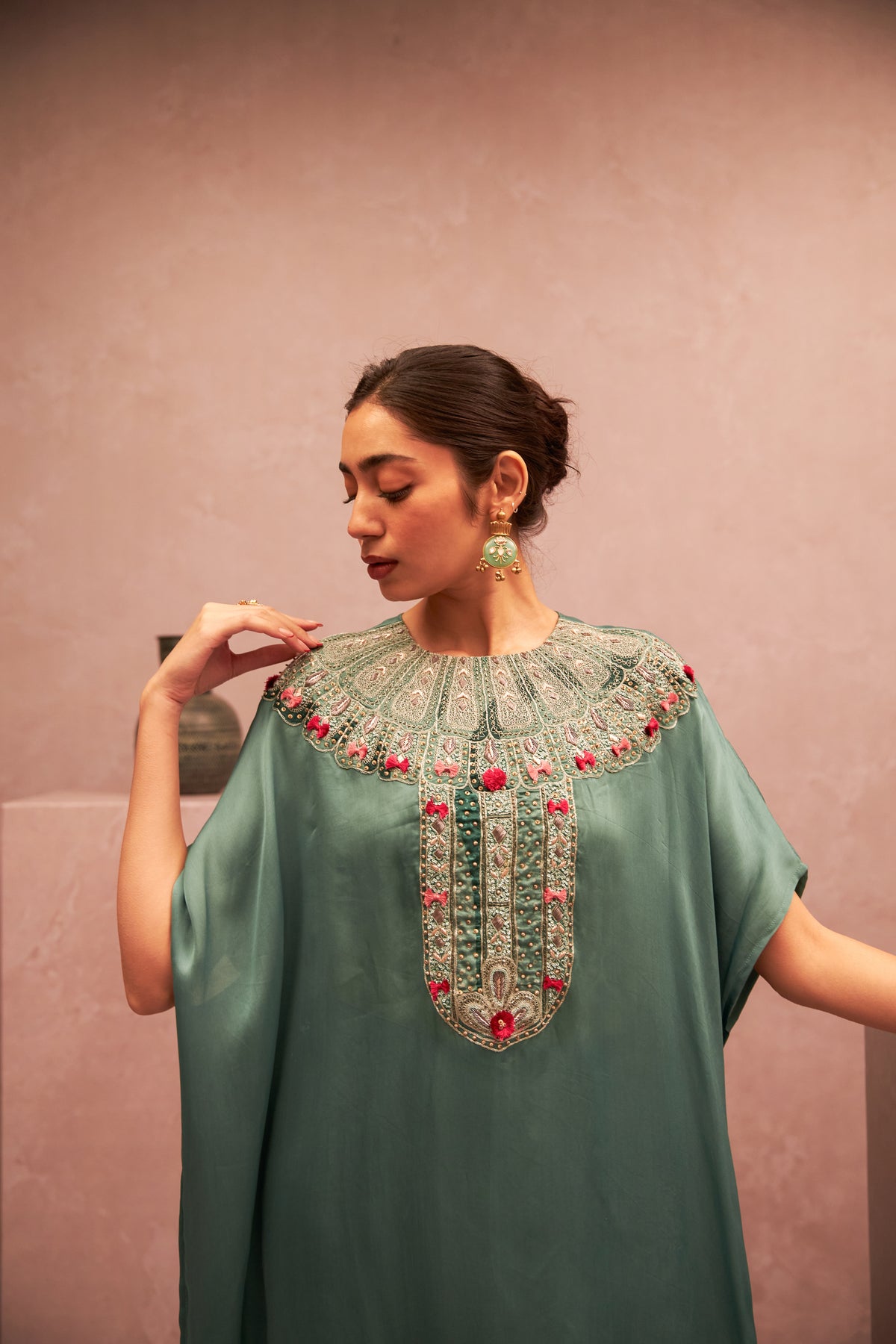 Shyaam Adaa Embroidered Kaftan Set- Set of 2 - 3