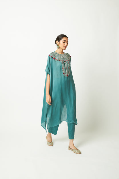 Shyaam Adaa Embroidered Kaftan - 7