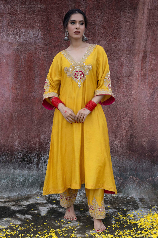Swarna Embroidered Kaftan