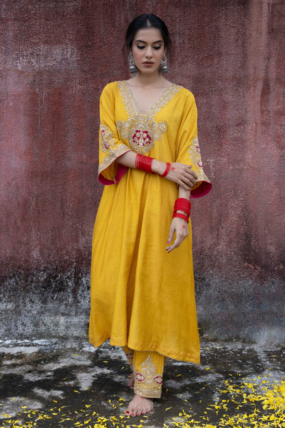 Swarna Embroidered Kaftan