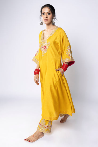 Swarna Embroidered Kaftan