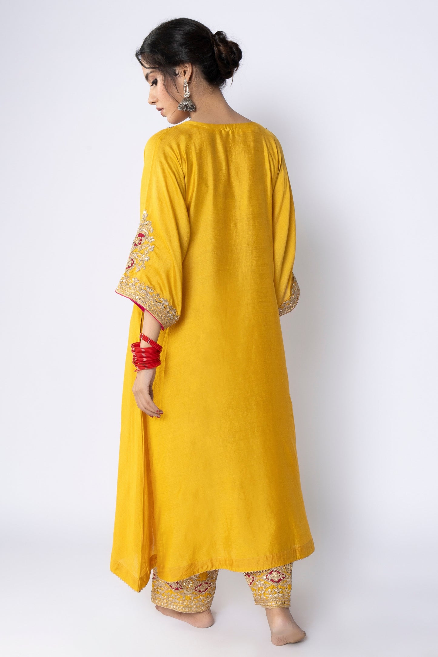 Swarna Embroidered Kaftan