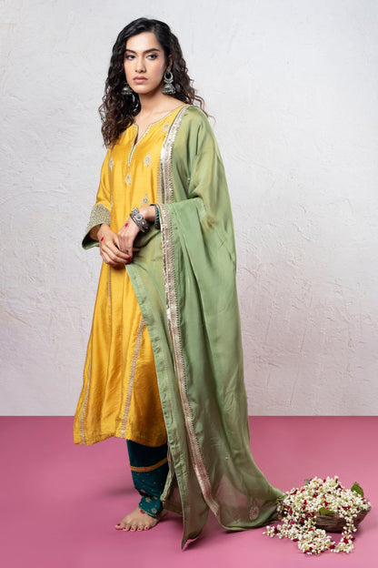 Swarna Embroidered dupatta
