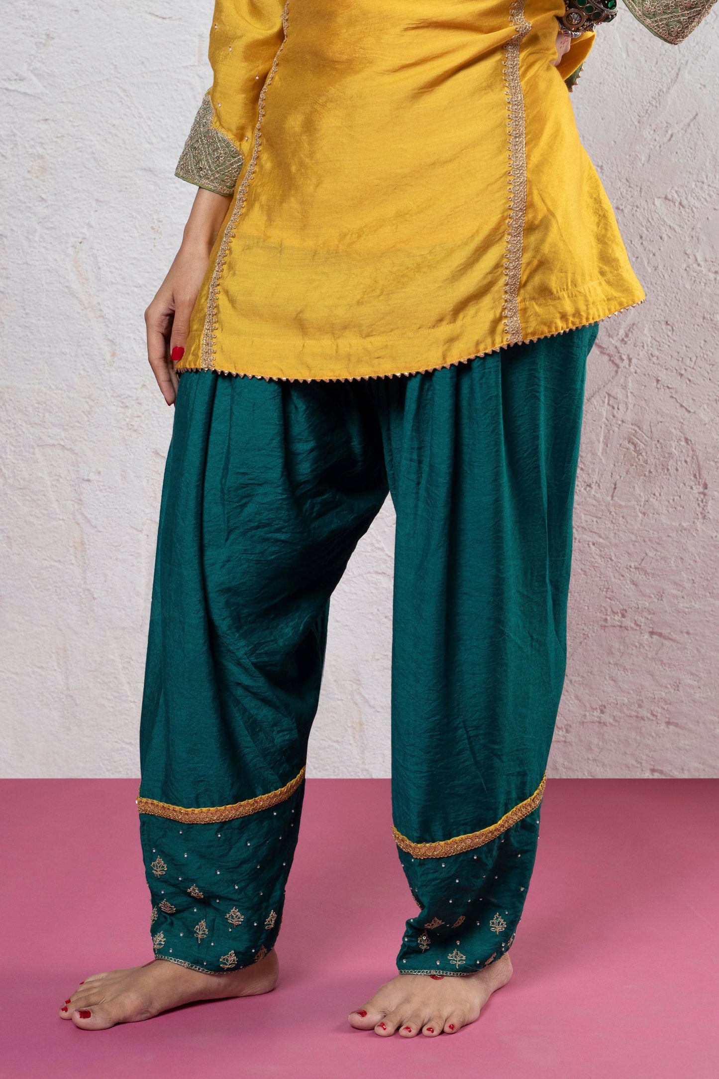 Swarna Embroidered Kurta