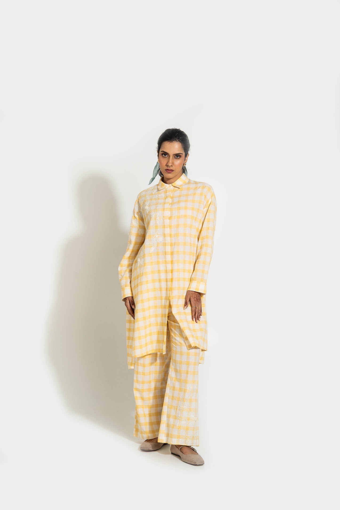 Yellow And White Hand Woven Cotton Embroidered Bottom