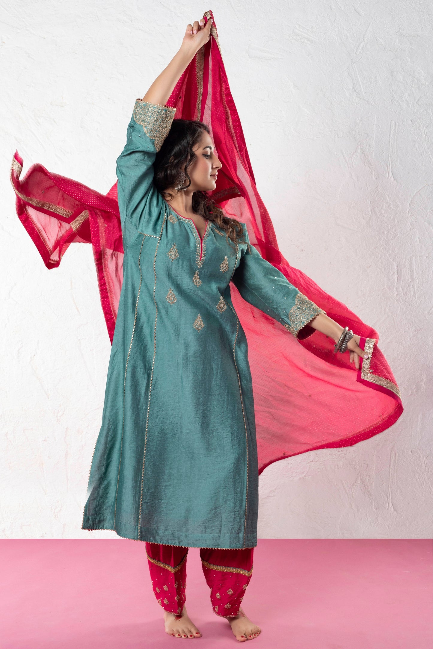 Victoria Embroidered dupatta