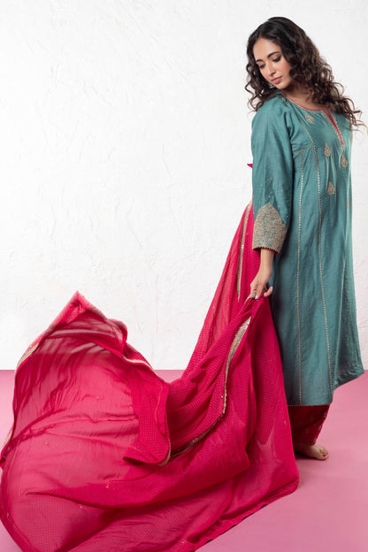 Victoria Embroidered dupatta