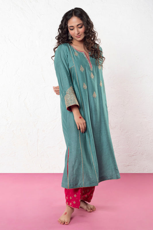 Victoria Embroidered Kurta
